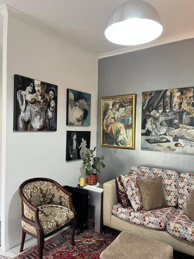 Somerset West Garden Apartments 1 외부 사진